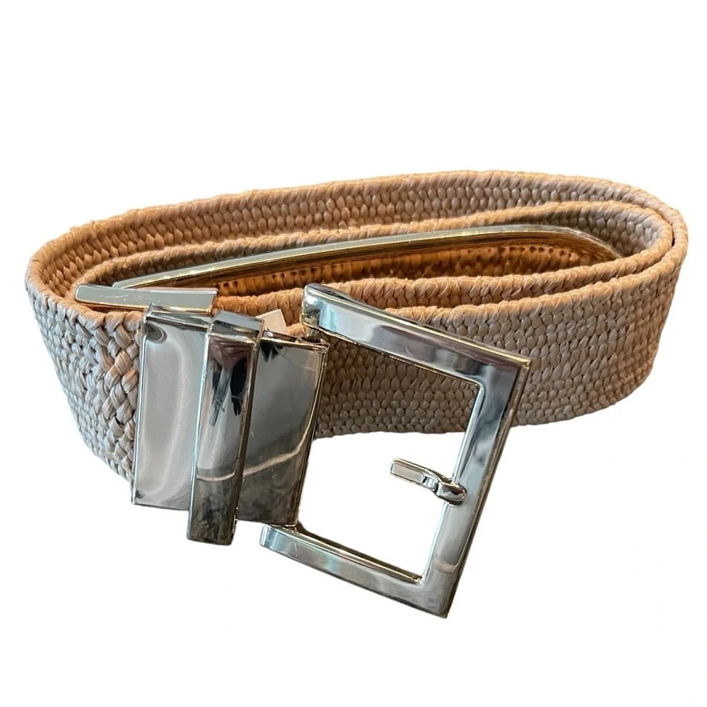 🤎Stretchy Neutral Woven Straw style Belt with Golden Buckle. NICE!!